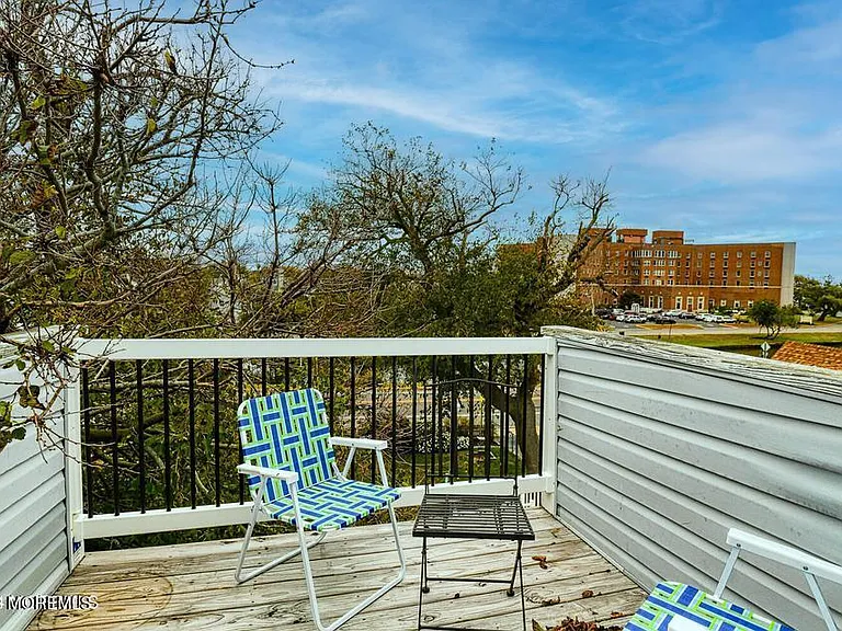 328 Newark Ave #2 — Photo 24