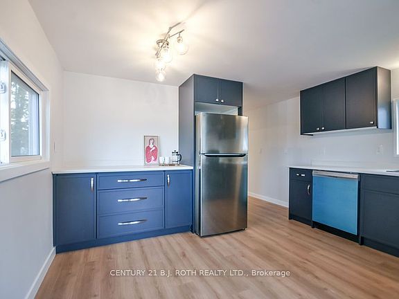 5th image of 12 Fergushill Rd