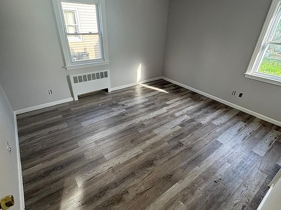 4th image of 83 Adams St APT 1