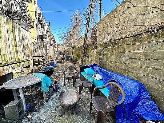 2nd image of 1418 Putnam Ave APT 1L