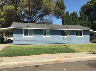 385 E Cherry Ave, Hermiston, OR 97838