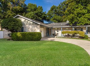 4233 Flint Hill St, San Antonio, TX 78230