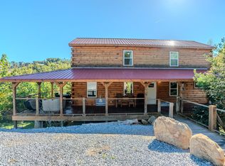 567 Edgewood Dr, Gatlinburg, TN 37738