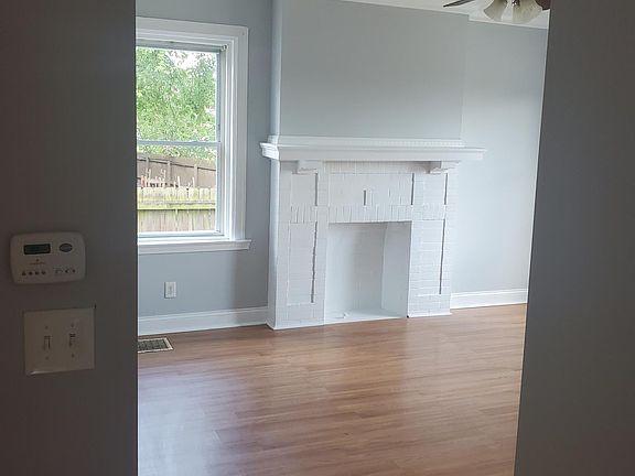 2nd image of 2015 McNair Ave Floor 1