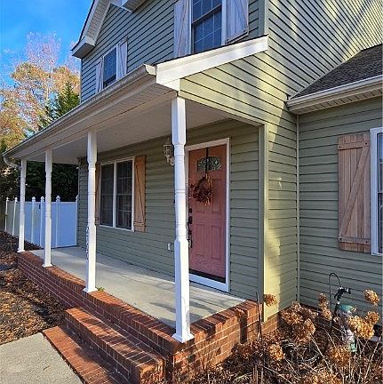 3rd image of 2700 Danville St