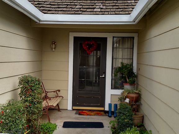 2nd image of 1047 Snowgoose Ln