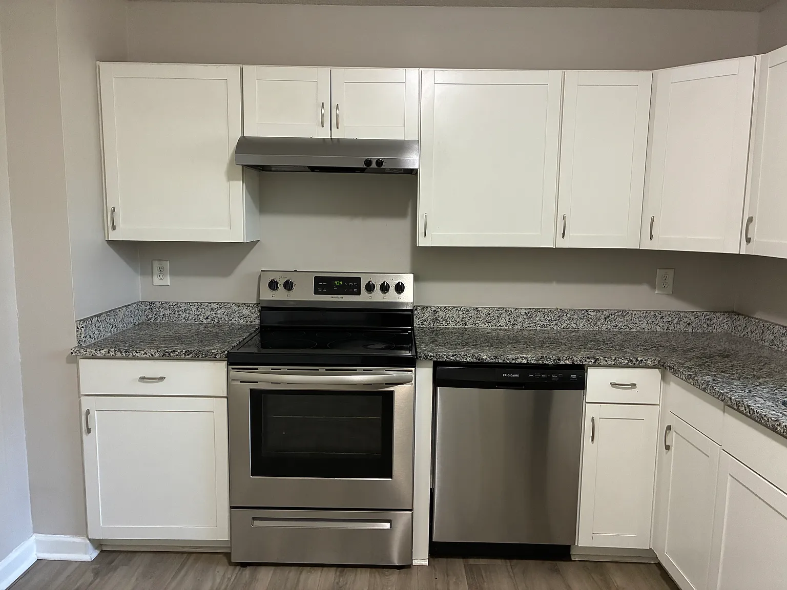 2 bed, 2.5 bath, 1130 sqft, $1,625 — Photo 4