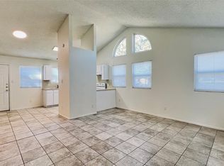 8901 Pineridge Dr #B, Austin, TX 78729