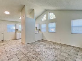 8901 Pineridge Dr, Austin, TX