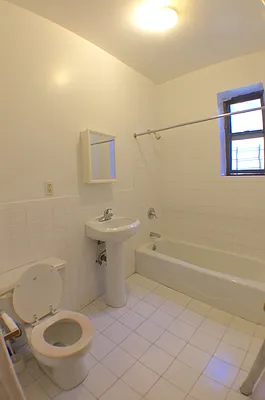 Rented by Kamgirsons & Company, Inc. | media 32