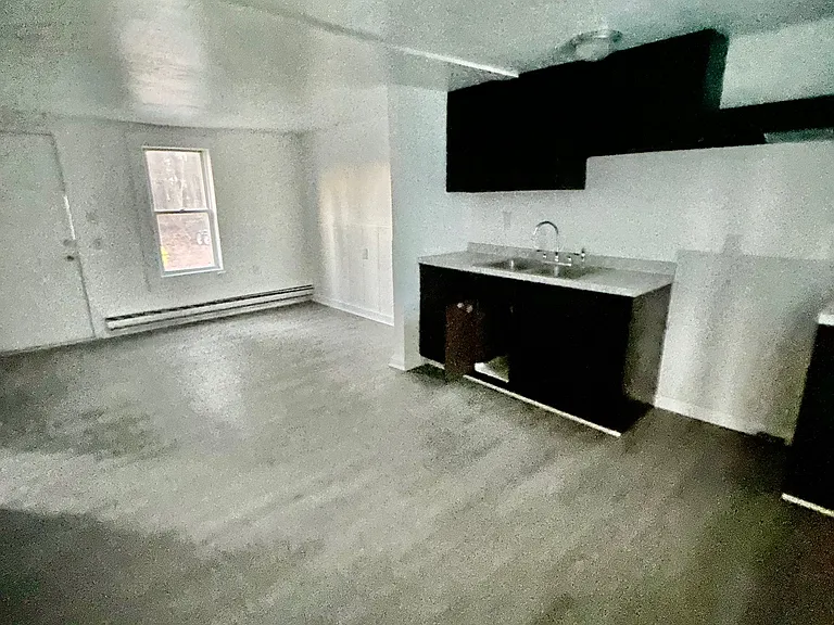 11226 Hall Ave #A — Photo 7