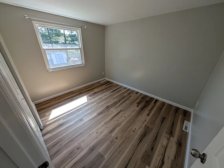 215 Parkwood Dr #MAIN — Photo 26