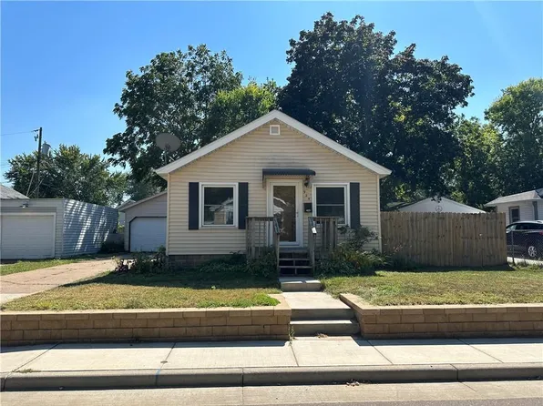925 James Street, Eau Claire, WI 54703