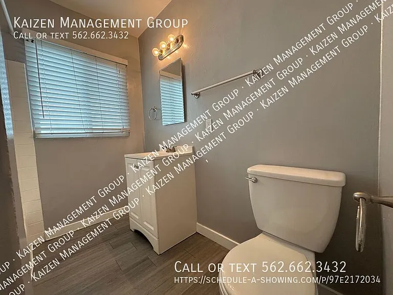 2201 Locust Ave #5 — Photo 11