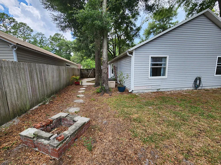 Yard 2