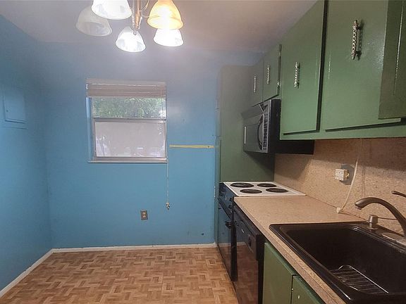 4th image of 8321 Sands Point Boulevard #209
