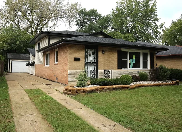 14506 Murray Ave photo 1