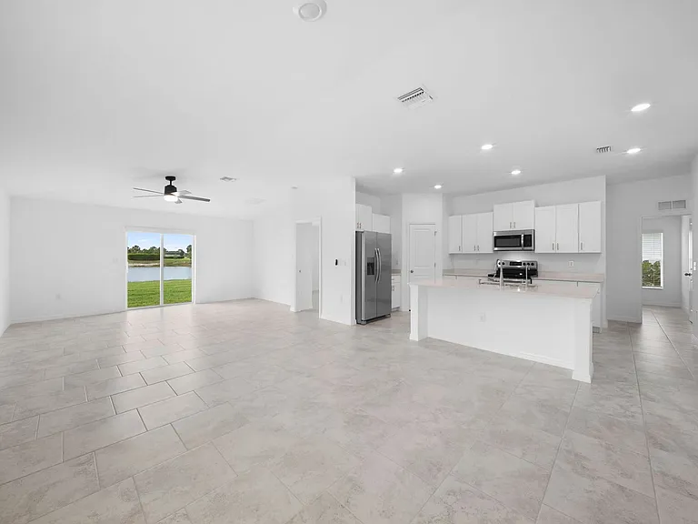 4216 Villa Rapallo Way — Photo 3