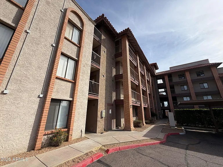 17 E Ruth Ave #305 — Photo 12