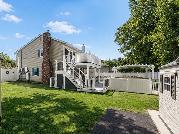 4th image of 1203 Thomas Avenue