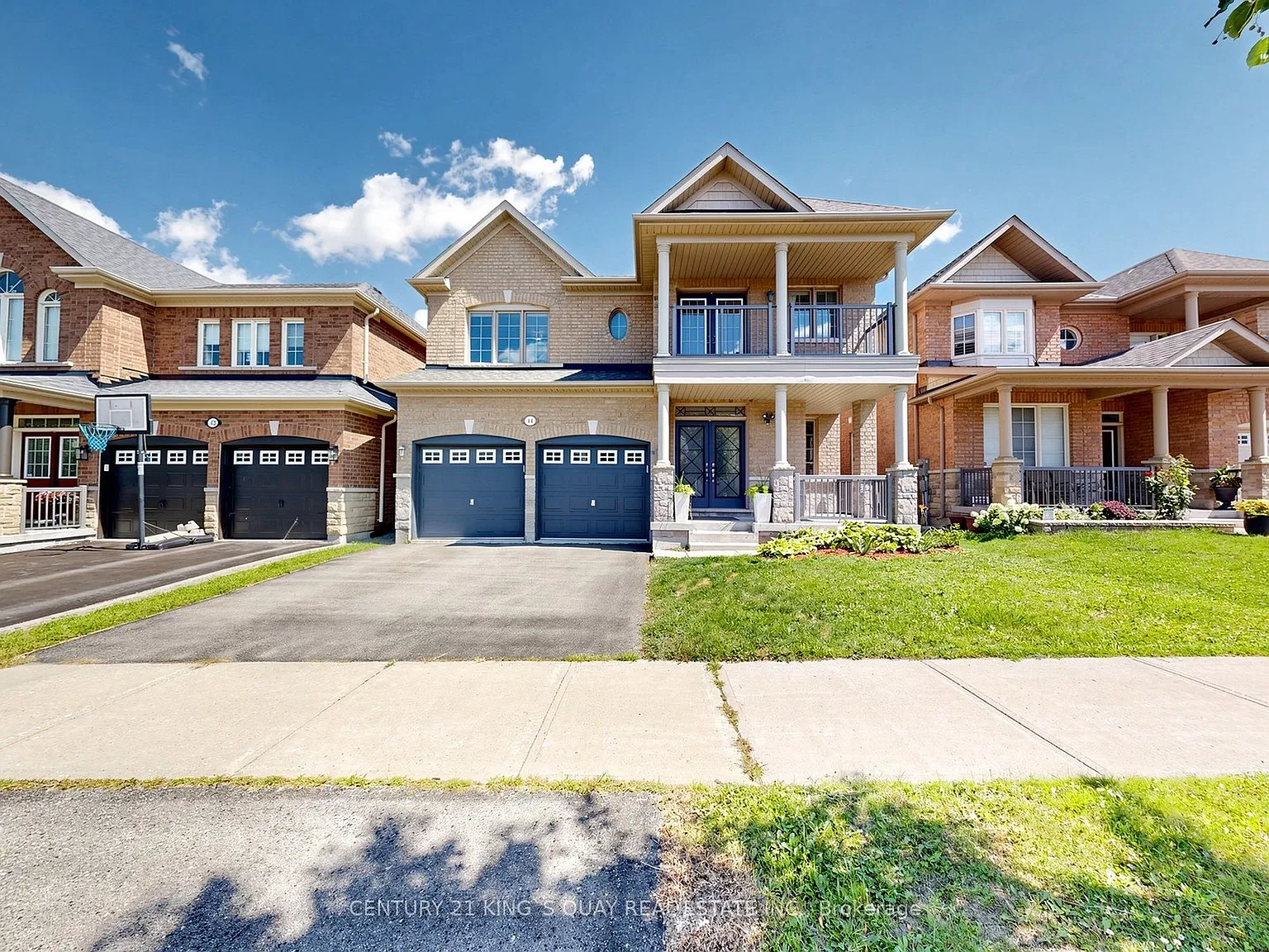 5 bed, $4,300 — Photo 1