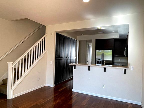 2nd image of 1397 McKinley Ct