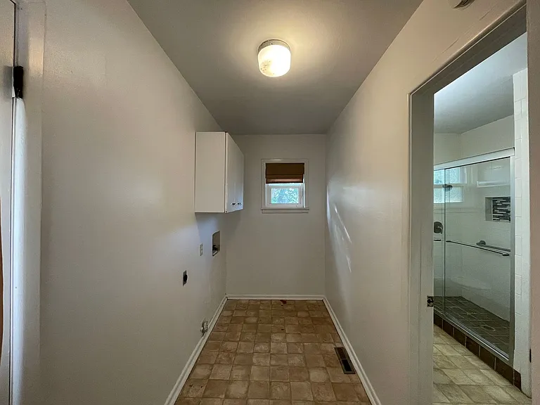3713 Noble Dr — Photo 21