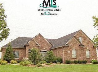 47855 Candace Ln, Canton, MI 48187