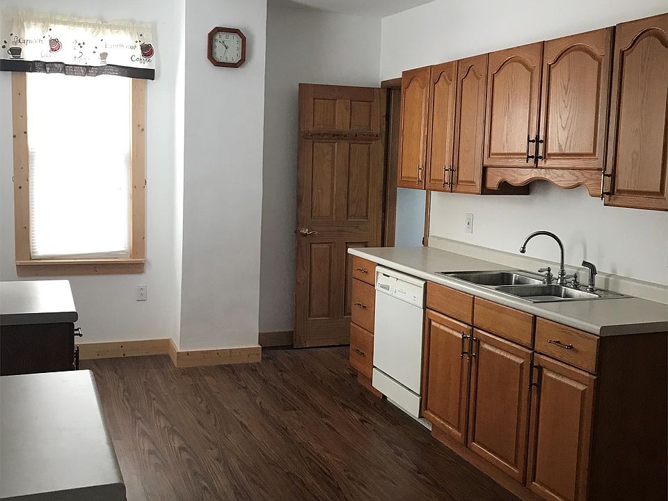 1st image of 30 Kopernik St #2
