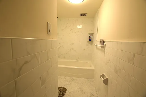 Rented by City Stop Realty | media 17