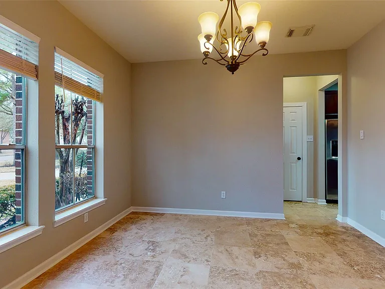 20802 Newbury Park Dr — Photo 9