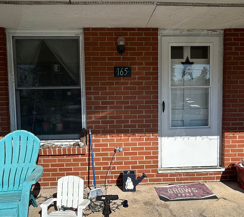1st image of 165 Suburban Ave