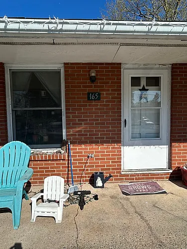 165 Suburban Ave Photo 1 165 Suburban Ave Photo 1