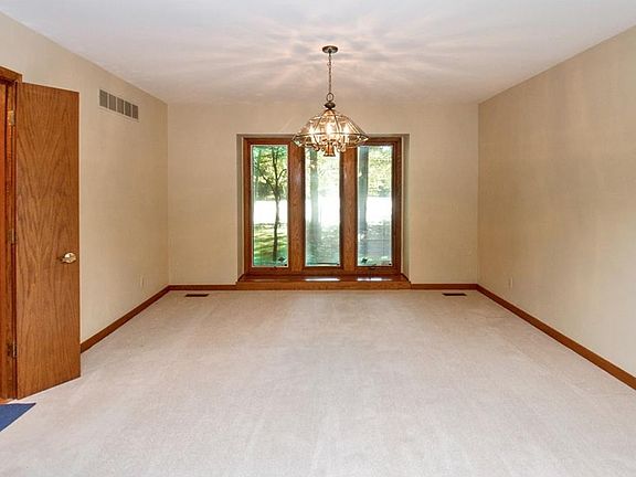 5th image of 5219 Wiltonwood Ct