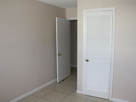 5th image of 92 Woodland Ave APT 3