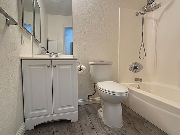 4th image of 7438 Carnelian St