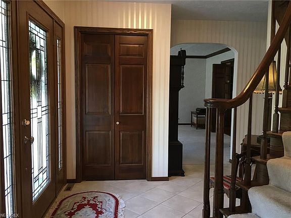 2nd image of 1540 Willoughby Dr