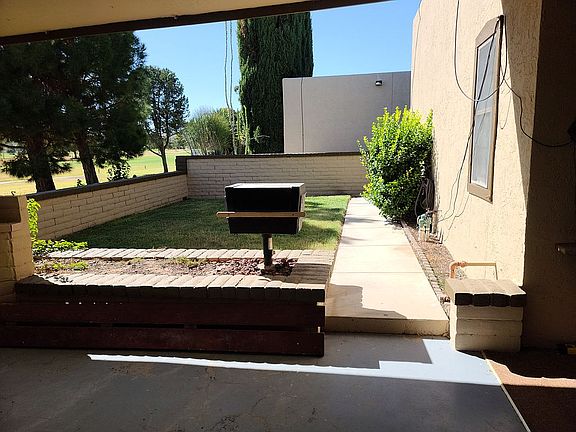 3rd image of 1603 Mountain Shadow Dr