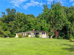 18 Sessions Dr, Central Village, CT 06332