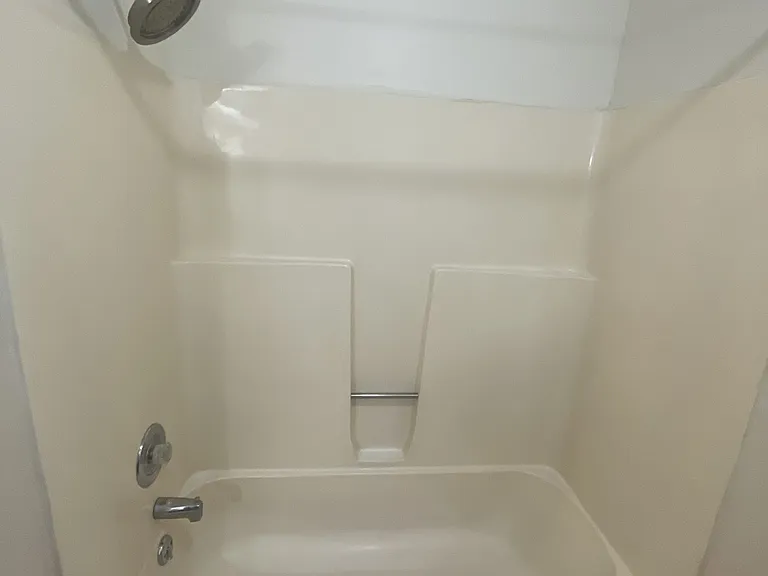 Deer Run Apartments — Photo 37