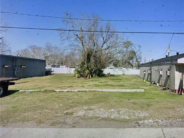 5610 4th St, Marrero, LA 70072