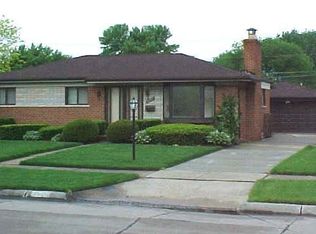 32541 Dover Ave, Warren, MI 48088