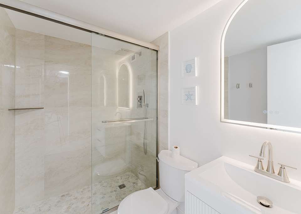 1st image of 2750 NE 183rd St APT 410