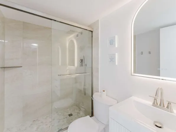 2750 NE 183rd St, Aventura, FL