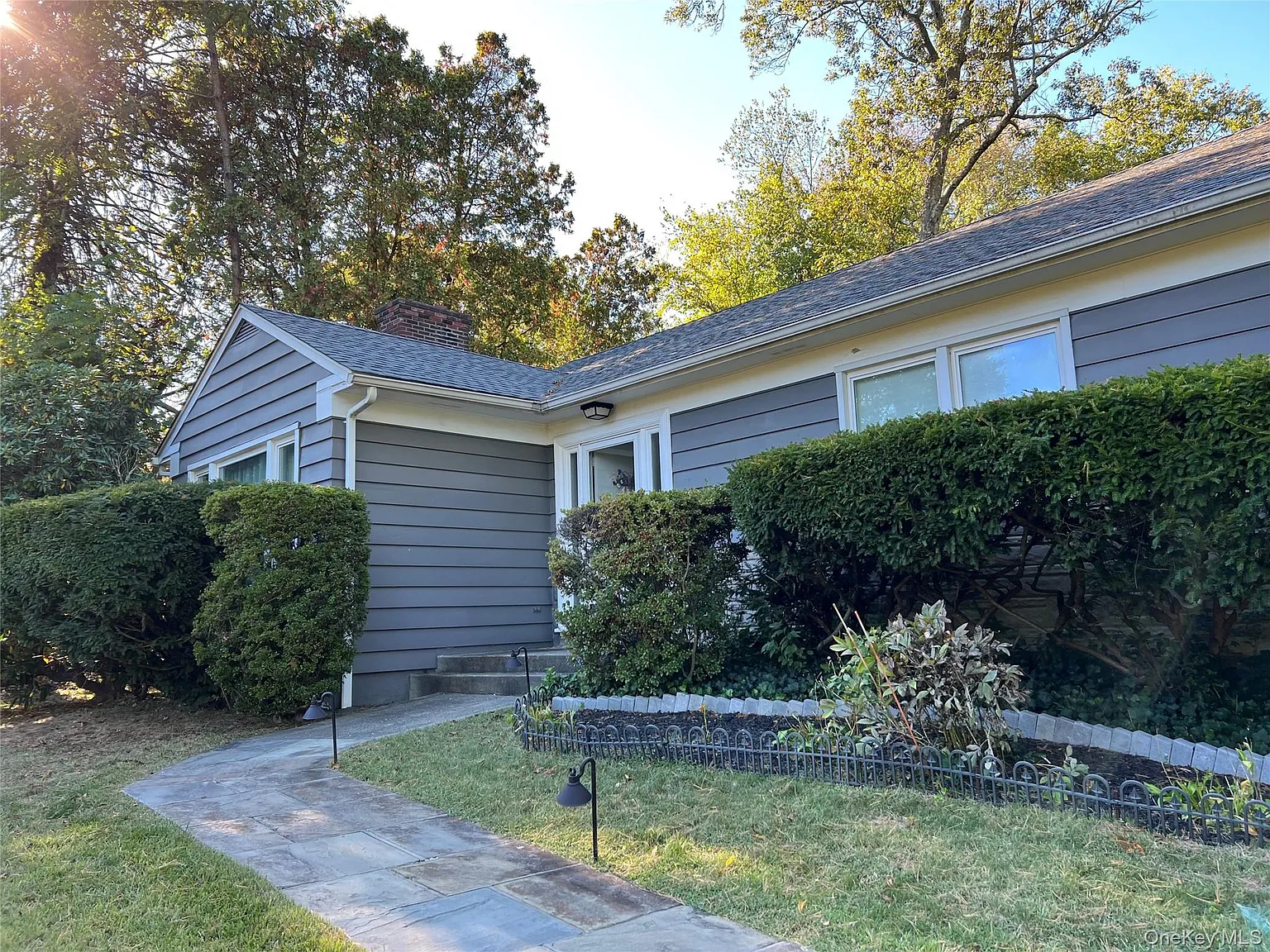 65 Morningside Drive photo 1