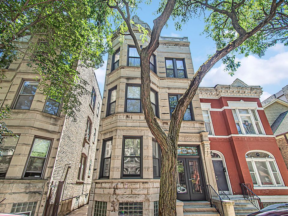 Ideal location - quiet tree-lined street