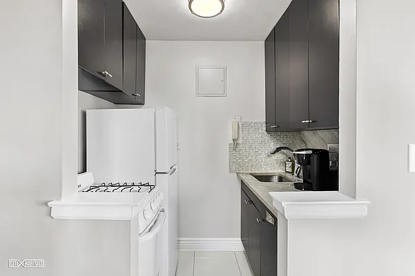 Rented by Citi Habitats | media 46