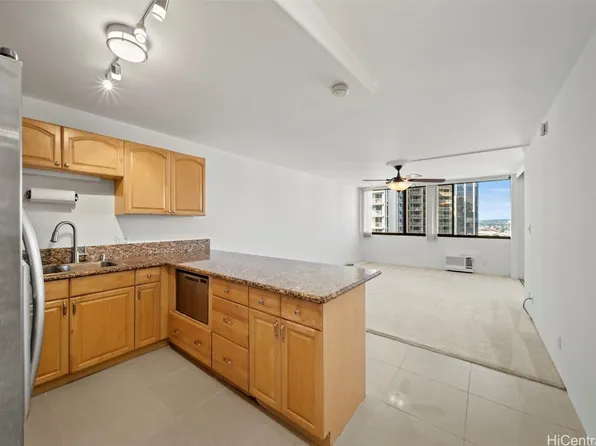 1255 Nuuanu Ave APT E2712, Aiea, HI 96817