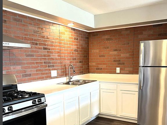 5th image of 813 E Michigan Avenue Johnson St #25