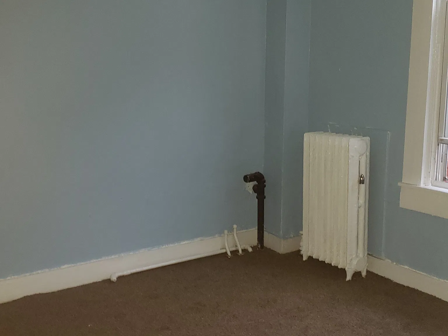 3 bed, 1400 sqft, $1,500 — Photo 3